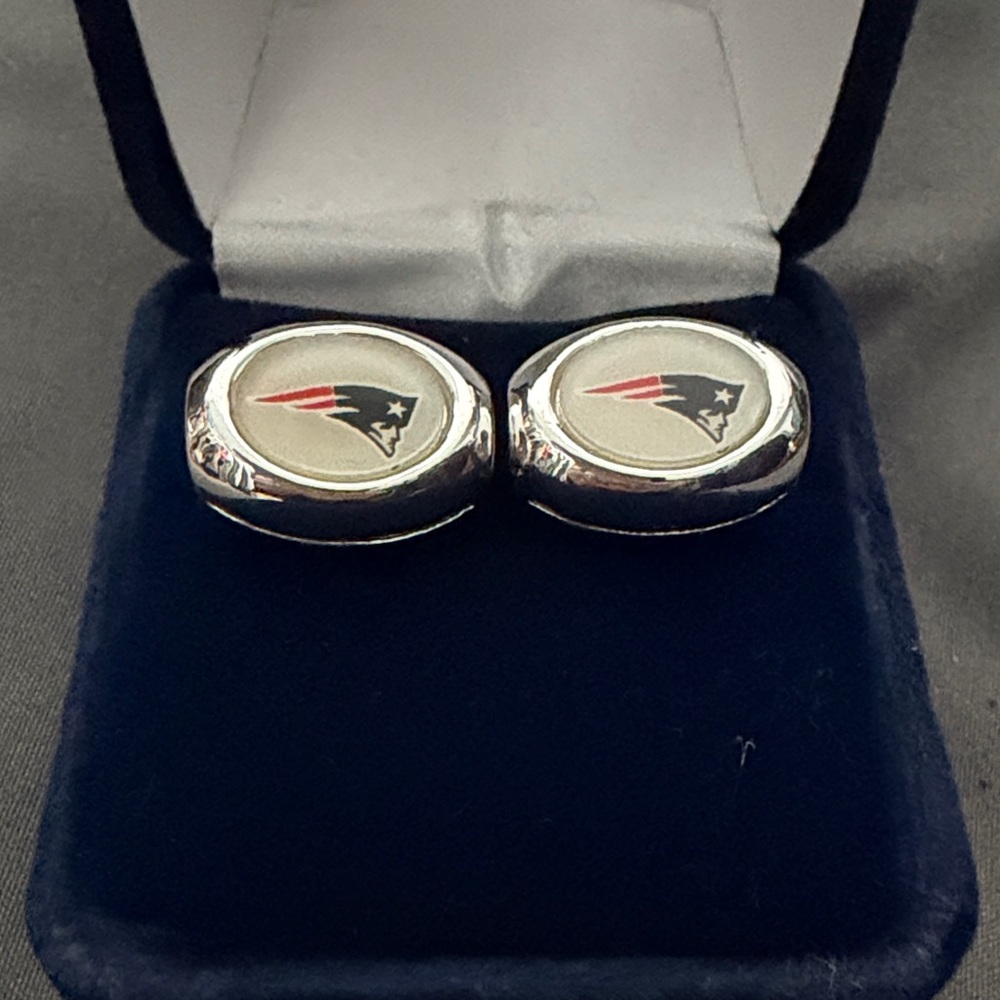 Silver charms with Logo